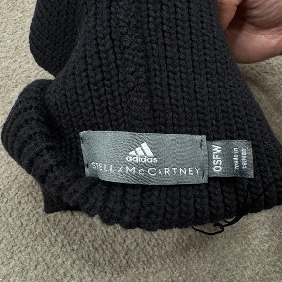 Stella McCartney Bonnet Beanie Skull Cap Women's One Size Black Adidas - Picture 5 of 5